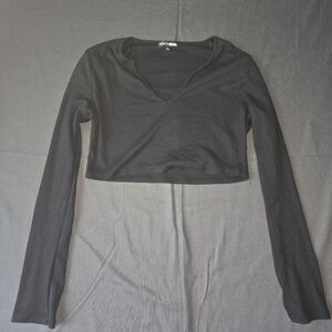 Black Long Sleeve Crop Top